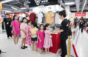 [🆕🇻🇳] LiTibaby – Thương hiệu thời trang trẻ em Việt 😎❤️️⭐️  Cùng nhìn lại những hình ảnh tại sự kiện “Hi Summer – Mùa hè đa sắc” LiTibaby Fashion Show Tại WinMart Royal City.
———— , shares-1✔️ , likes-12❤️️ , date-2024-05-03 02:17:42🇻🇳🇻🇳🇻🇳📰🆕