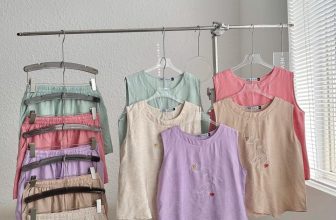 [🆕🇻🇳] Hello Kids – Hàng xuất xịn cho bé 😎❤️️⭐️ Bộ vảo đũi này quá đẹp quá sang luôn ý. Mà giá bèo chỉ #159kkkk thui ạ. Chất đũi mát lịm. Hình thêu đơn giản mà sang. Mặc nhà thích mê nha cả nhà
Size :  , shares-0✔️ , likes-49❤️️ , date-2024-05-16 03:58:17🇻🇳🇻🇳🇻🇳📰🆕