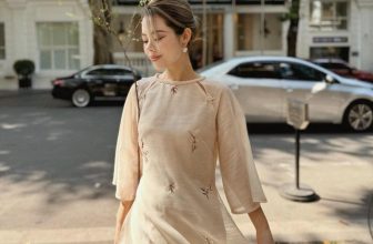 [🔑🇻🇳] WeDress cho thuê váy thiết kế, vintage, chụp ảnh cưới tại Hà Nội 🤝 Top1Rent 🔑  𝘼́𝙤 𝙙𝙖̀𝙞 𝙡𝙪𝙤̂𝙣 𝙡𝙖̀ 𝙨𝙪̛̣ 𝙢𝙤̣̂𝙣𝙜 𝙢𝙤̛, 𝙠𝙝𝙤̂𝙣𝙜 𝙥𝙝𝙤̂ 𝙩𝙧𝙪̛𝙤̛𝙣𝙜 𝙣𝙝𝙪̛𝙣𝙜 𝙥𝙝𝙖̉𝙞 𝙡𝙪𝙤̂𝙣 đ𝙖̣̆𝙘 𝙗𝙞𝙚̣̂𝙩, 𝙣𝙤̂̉𝙞 𝙗𝙖̣̂𝙩 𝙫𝙖̀ 𝙩𝙞𝙣𝙝 𝙩𝙚̂́ 𝙣𝙝𝙖̂́𝙩.
Cá , shares-0✔️ , likes-4❤️️ , date-2024-04-24 04:06:37🇻🇳🇻🇳🇻🇳📰🆕