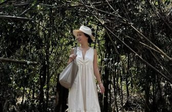 [🆕🇻🇳] ACFC – Nhà phân phối thương hiệu thời trang quốc tế hàng đầu Việt Nam 👕 Top1Fashion 👗  PARFOIS X HANNAH OLALAThỏa sức tận hưởng mọi chuyến đi mùa Hè cùng Beauty Blogger Hannah Olala trong các thiết kế mới đến từ PARFOIS.Chiếc váy Noto pho , shares-0✔️ , likes-11❤️️ , date-2024-05-12 11:00:29🇻🇳🇻🇳🇻🇳📰🆕