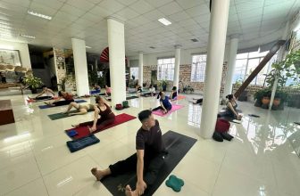 [🆕🇻🇳] Yoga Trị Liệu Loan Nguyen 🧘 Top1Yoga 🧘 Ngày 02/5/2024 Các lớp yoga tập lại bình thường nhé!!!
Các bạn nhớ: để bụng rỗng 3h trước khi tập;
Mang theo 1 chai nước uống, 1 khăn lau mồ hôi ak! Ch , shares-0✔️ , likes-8❤️️ , date-2024-05-02 08:08:07🇻🇳🇻🇳🇻🇳📰🆕