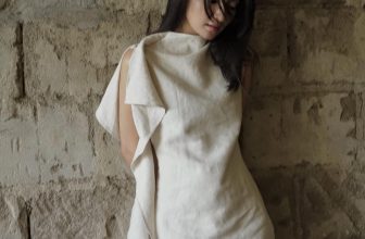 [🆕🇻🇳] OnmeLocal – 𝐒𝐨𝐦𝐞𝐭𝐡𝐢𝐧𝐠 𝐀𝐛𝐨𝐮𝐭 𝐋𝐢𝐧𝐞𝐧 𝐁𝐲 𝐎𝐍𝐌𝐄 – 𝐃𝐞𝐬𝐢𝐠𝐧 𝐈𝐧 𝐁𝐢𝐧𝐡 𝐃𝐮𝐨𝐧𝐠,𝐕𝐢𝐞𝐭𝐧𝐚𝐦 👕 Top1Fashion 👗  Thả hồn vào Ivy Dress trong không gian đầy hoài cổ. Như một nghệ nhân chăm chút tác phẩm của mình, thợ ONME tỉ mỉ với những chi tiết thủ công  trên váy.
• , shares-196✔️ , likes-473❤️️ , date-2024-05-02 13:30:36🇻🇳🇻🇳🇻🇳📰🆕