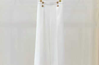 [🆕🇻🇳] CEVONNI 👕 Top1Fashion 👗  𝐇𝐀𝐑𝐏𝐄𝐑 𝐏𝐀𝐍𝐓𝐒: 𝐓𝐑𝐄𝐍𝐃𝐘 𝐈𝐓𝐄𝐌Mang vẻ sành điệu vượt thời gian, quần ống vẩy vẫn luôn được lòng những quý cô thời thượng!
Harper Pants với 2 phiên bản màu đe , shares-0✔️ , likes-9❤️️ , date-2024-05-14 13:00:28🇻🇳🇻🇳🇻🇳📰🆕