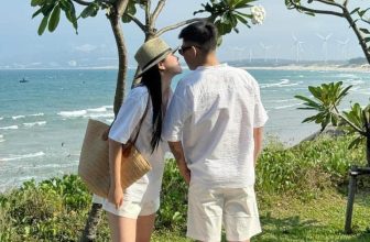 [🆕🇻🇳] Shop mẹ bé Hồng Ánh authenic 😎❤️️⭐️ Chiếc túi xách đi ra biển đảm bảo chụp góc nào cũng đẹppppppp. Uk Saleeee rẻ lắm lun vtayy chỉ còn có 2⃣6⃣9⃣kaaa nữa thui nha, bền đẹp , shares-0✔️ , likes-9❤️️ , date-2024-05-15 08:56:00🇻🇳🇻🇳🇻🇳📰🆕