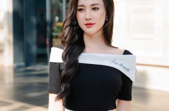 [🆕🇻🇳] CEVONNI 👕 Top1Fashion 👗  𝐁𝐄𝐒𝐓-𝐒𝐄𝐋𝐋𝐄𝐑 𝐈𝐓𝐄𝐌: 𝐋𝐀 𝐁𝐄𝐀𝐔𝐓𝐄́ 𝐓𝐎𝐏 𝐈𝐍 𝐁𝐋𝐀𝐂𝐊Thiết kế La Beauté Top best-seller với phom ôm sát, nhưng vẫn tạo cảm giác dễ chịu khi mặc với chất liệu thun co , shares-1✔️ , likes-16❤️️ , date-2024-05-14 01:00:10🇻🇳🇻🇳🇻🇳📰🆕