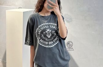[🆕🇻🇳] Minh Minh Nguyen (Minh Minh Shop vnxk) 👕 Top1Fashion 👗  M Bung Luôn cho kịp!!!
BỘ MẶC NHÀ rất cần ngay lúc này phải hong mấy pồ!!
Nhẹ , thoải mái, mát mẻ!!
Chuẩn dáng, lịch sự dễ mặc, an tâm ở trong nhà lẫn ra ngoài phố luôn nhé nàng!!
145 cành!!
—— , shares-0✔️ , likes-183❤️️ , date-2024-05-14 06:14:16🇻🇳🇻🇳🇻🇳📰🆕
