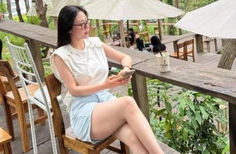 [🆕🇻🇳] Shop mẹ bé Hồng Ánh authenic 😎❤️️⭐️ Full Set e có nhận od aaaa  Áo 1⃣8⃣5⃣ XS S M L  HÓT DEAL
ULT Em gommmm gấpppp Đôi dép xỏ vào là đi đẹp xuất sắc Uk saleee vtayyy chỉ , shares-0✔️ , likes-22❤️️ , date-2024-05-16 07:29:55🇻🇳🇻🇳🇻🇳📰🆕