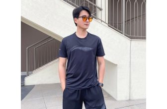 [🆕🇻🇳] Medaudo – CHUYÊN BÁN BUÔN SỐ LƯỢNG LỚN HÀNG THỜI TRANG VIỆT NAM 👕 Top1Fashion 👗  Bộ thể thao Lining cổ tròn vừa mát vừa thoáng. Em còn ít nên SÊU cho ló hết Mã.
Size M 3⃣2⃣0⃣ SÊU còn 1⃣9⃣5⃣/bộ  , shares-0✔️ , likes-1❤️️ , date-2024-05-23 02:51:57🇻🇳🇻🇳🇻🇳📰🆕