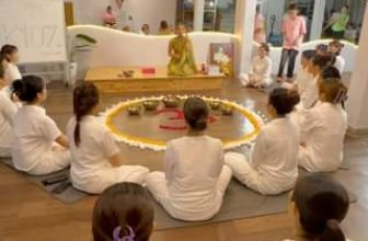 [🆕🇻🇳] Yogi Xuân 🧘 Top1Yoga 🧘 Bước đầu tiên trên hành trình chinh phục giấc mơ là có mục tiêu. Bởi vì người có mục tiêu làm việc không biết mệt mỏi!
YogiXuân.Vlog
.
.
.
.
.
#yoga  , shares-0✔️ , likes-0❤️️ , date-2024-05-17 14:00:25🇻🇳🇻🇳🇻🇳📰🆕