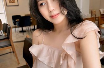 [🆕🇻🇳] H e s T i a 👕 Top1Fashion 👗  𝘊𝘰𝘭𝘰𝘳 𝘮𝘢𝘬𝘦𝘴 𝘶𝘴 𝘭𝘰𝘷𝘦 𝘭𝘪𝘧𝘦 𝘮𝘰𝘳𝘦 – 𝘗𝘪𝘯𝘬   Sự dịu dàng đầy tính nữ của Ms.Uyên Kem làm set đồ coral tăng thêm vẻ xinh xắn. Với chất liệu tơ mềm mang màu sắc hồ , shares-1✔️ , likes-8❤️️ , date-2024-05-22 02:50:58🇻🇳🇻🇳🇻🇳📰🆕