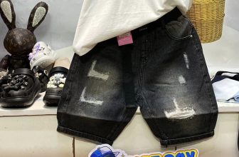 [🆕🇻🇳] Shop ZUKA Thời Trang Trẻ Em Cao Cấp 😎❤️️⭐️ HÀNG SẴN Ạ
ÁO THUN LOANG
HAI MÀU
TỪ 30kg đến 45kg
Hàng sẵn ạ
, shares-1✔️ , likes-2❤️️ , date-2024-05-16 02:11:04🇻🇳🇻🇳🇻🇳📰🆕