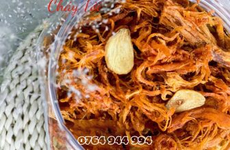 [🆕🇻🇳] Khô Bò Đặc Sản Củ Chi 🍔 Top1Food 🍜 Khô heo thấm đậm gia vị, được sấy vừa không quá khô, bên trong thớ thịt vẫn còn mềm, cộng thêm vị giòn và thơm đặc trưng của tỏi phi. Ăn vặt nhâm nhi đã ng , shares-0✔️ , likes-0❤️️ , date-2024-05-20 07:13:25🇻🇳🇻🇳🇻🇳📰🆕