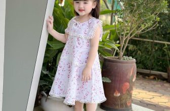 [🆕🇻🇳] Annie’s house – Thế giới váy của các thiên thần nhỏ 😎❤️️⭐️  Thơ mộng với em đầm hoa nhí cổ vuông mang đậm nét tiểu thư đáng yêu.
#sale  #sale  #sale  Size 2: 11-13kg
Size 3: 13-15kg
Size 8: 31-35kg
, shares-0✔️ , likes-0❤️️ , date-2024-05-23 12:18:03🇻🇳🇻🇳🇻🇳📰🆕