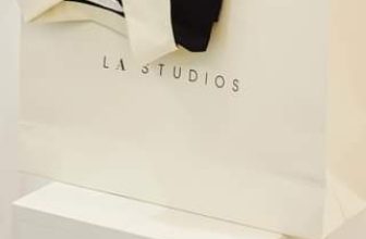 [🆕🇻🇳] 𝐋𝐀 𝐒𝐓𝐔𝐃𝐈𝐎𝐒 👕 Top1Fashion 👗   LA chính thức 𝐒𝐎𝐋𝐃 𝐎𝐔𝐓 𝐀𝐍𝐍𝐄 𝐏𝐎𝐋𝐎 (𝐌𝐚̀𝐮 đ𝐞𝐧) rồi cả nhà ơi! Combo Best-seller đi cùng là quần 𝐇𝐞𝐛𝐞 𝐬𝐡𝐨𝐫𝐭𝐬 màu kem cũng đang sắp cháy hàng rùi.  Hiện tại LA , shares-0✔️ , likes-0❤️️ , date-2024-05-18 13:00:44🇻🇳🇻🇳🇻🇳📰🆕