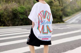 [🆕🇻🇳] Vyan – Mom & Baby Care 😎❤️️⭐️ Set bộ cotton cộc tay yankee đại cho bé trai siêu đẹp, chất cotton 4 chiều mềm kết hợp quần da cá mềm đẹp, hình in sắc nét.
– Có 2 màu như hình
– Size : , shares-0✔️ , likes-0❤️️ , date-2024-05-16 08:33:09🇻🇳🇻🇳🇻🇳📰🆕