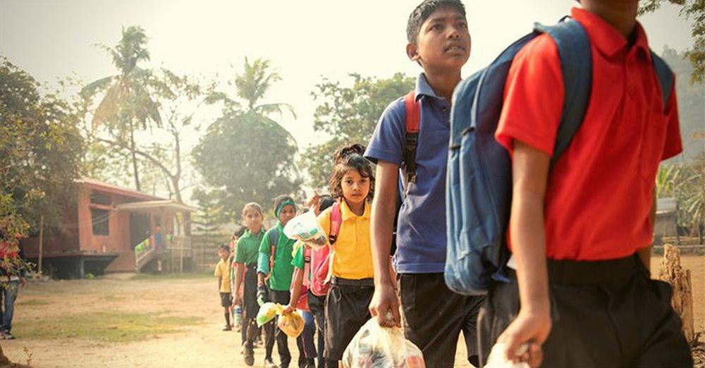 [☕️🇻🇳] Hanoi Roastery-We are Processing Fresh Coffee 🥤 Top1Coffee ☕️ Chúc các bạn đi chơi Trung Thu vui vẻ và thong thả  #HanoiRoastery #149NguyenDinhThi
, shares-0✔️ , likes-13❤️️ , date-2019-09-12 20:38:28🇻🇳🇻🇳🇻🇳📰🆕