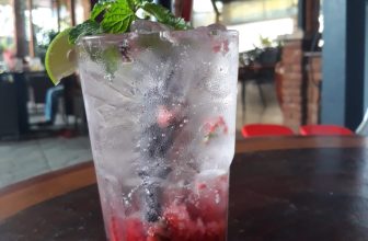 [☕️🇻🇳] Cà phê Ngọc Hà- Cafe sân vườn 🥤 Top1Coffee ☕️ Sảng khoái ngày nắng với Mojito Dâu tại càphê sân vườn Ngọc Hà.!!!
Chỉ 1 từ để diễn tả cảm xúc ” tuyệt”.!
, shares-0✔️ , likes-5❤️️ , date-2019-06-20 05:22:49🇻🇳🇻🇳🇻🇳📰🆕