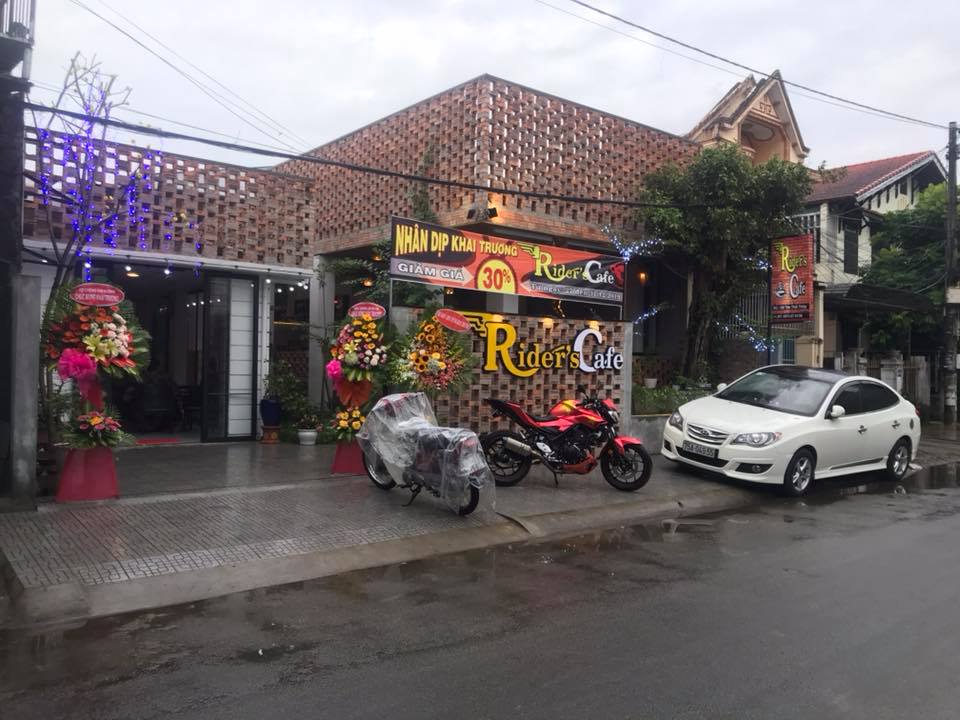 [☕️🇻🇳] Gia Cát Coffee – Cung cấp cây cảnh, nhận sét up cây cảnh cho quán cafe 🥤 Top1Coffee ☕️ Chúc mừng Rider’s Cafe khai trương hồng phátCảm ơn anh / chị đã tin tưởng và lựa chọn sản phẩm của chúng tôi.————- , shares-5✔️ , likes-22❤️️ , date-2019-12-27 01:54:40🇻🇳🇻🇳🇻🇳📰🆕