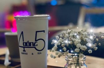 [☕️🇻🇳] 4 ĐỒNG 5 🥤 Top1Coffee ☕️ Cảm ơn những ngày đông đúc.
Cảm ơn những hôm vắng hoe.Cảm ơn cô bé tóc ngắn mỗi lần ghé đều gọi latte (em có biết nhìn em rất  , shares-1✔️ , likes-16❤️️ , date-2020-01-14 11:42:29🇻🇳🇻🇳🇻🇳📰🆕