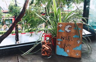 [☕️🇻🇳] Ngầu Coffee – 36 Lê Lợi, Vinh 🥤 Top1Coffee ☕️
Mùa hạ vắng những cơn mưa!
Cái nắng làm ta đợi chờ trông ngóng mùi hơi đất
Một ngày mưa mùa hạ, c , shares-3✔️ , likes-33❤️️ , date-2020-06-16 11:54:49🇻🇳🇻🇳🇻🇳📰🆕