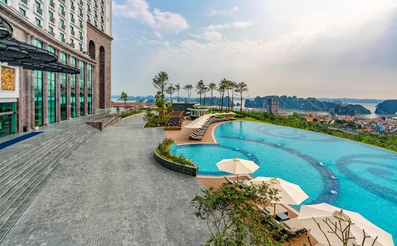 TOP resort nghỉ dưỡng đẹp ở Hạ Long nổi tiếng, cao cấp nhất. FLC Halong Bay Golf Club & Luxury Resort