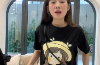 [🆕🇻🇳] Bui Lan Anh Studio – 𝑸𝒖𝒂̂̀𝒏 𝑨́𝒐 𝑵𝒖̛̃ 𝑯𝒐𝒕 𝑻𝒓𝒆𝒏𝒅 👕 Top1Fashion 👗  Mời chị em vào săn sale 179k với em ạ �
, shares-23✔️ , likes-382❤️️ , date-2024-05-24 06:43:18🇻🇳🇻🇳🇻🇳📰🆕