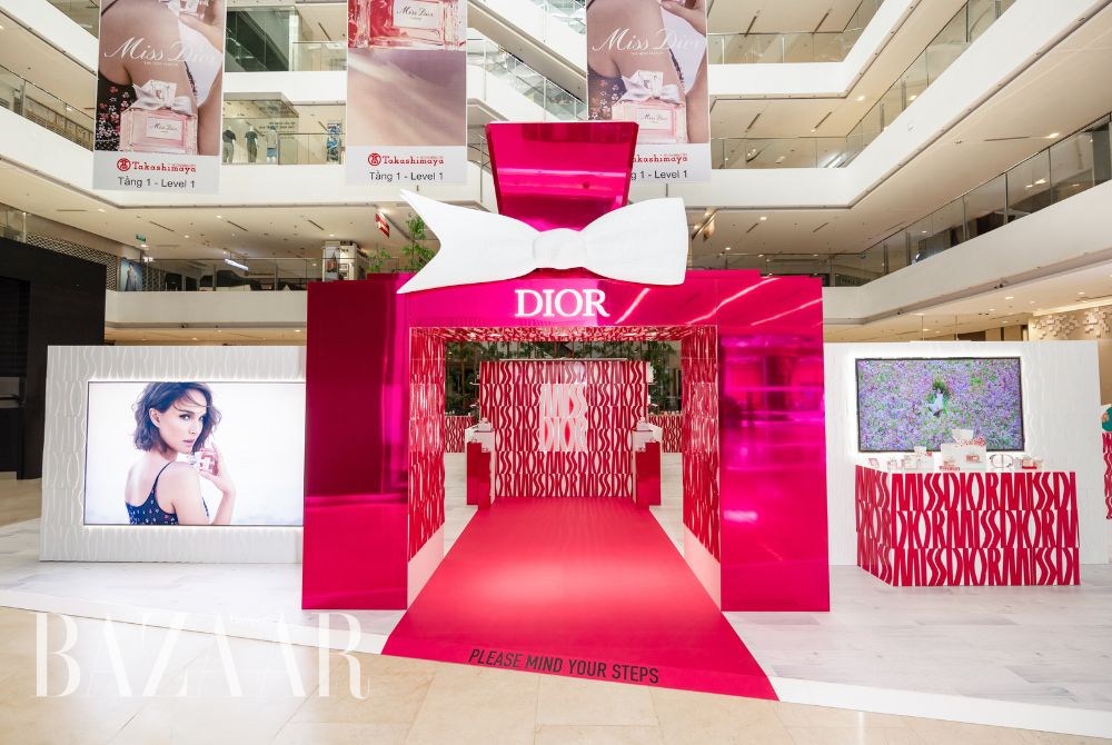 miss-dior-parfum-pop-up-5