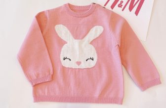 [🆕🇻🇳] ColorKids – Chuyên VNXK sỉ lẻ đồ cho bé 😎❤️️⭐️ Áo len dệt mặt thỏ HM cực đẹp, chỉ có thể nói là đỉnh lắm luôn ạ, màu hồng mặc rất xinh, thêu dệt mặt thỏ nổi bật, len lông thỏ siêu đẹp
Size 2-6y
, shares-0✔️ , likes-1❤️️ , date-2021-11-28 13:47:46🇻🇳🇻🇳🇻🇳📰🆕