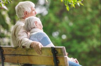 [☕️🇻🇳] Paris Coffee 🥤 Top1Coffee ☕️ Rồi tới một ngày
Rồi tới một ngày chúng mình sẽ già đi
Chẳng còn nữa nét xuân thì son trẻ
Anh chẳng còn tấm lưng trần vạm vỡ
, shares-0✔️ , likes-0❤️️ , date-2022-05-04 10:22:09🇻🇳🇻🇳🇻🇳📰🆕