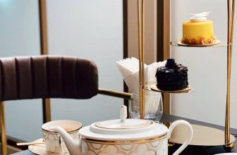 [☕️🇻🇳] MOJO Boutique Coffee 🥤 Top1Coffee ☕️ Thanh xuân như một tách trà
Có trà và bánh đậm đà vị xuân
Có bao nhiêu thanh xuân dành cho ta, hãy tận hưởng khoảng thời gian tư , shares-9✔️ , likes-219❤️️ , date-2023-02-17 08:00:04🇻🇳🇻🇳🇻🇳📰🆕