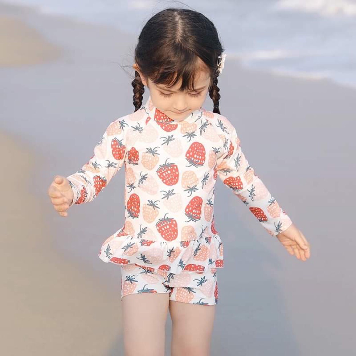 [🆕🇻🇳]  Shop Hello Baby 😎❤️️⭐️ Rất nhiều mẫu đồ bơi cho bé gái vừa về thêm mẹ ơi
Có size cho bé từ 2- 8 tuổi
Ib shop tư vấn size mẹ nhé
, shares-0✔️ , likes-5❤️️ , date-2023-05-13 04:57:14🇻🇳🇻🇳🇻🇳📰🆕