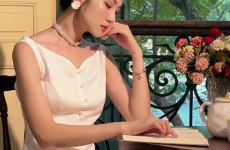 [🆕🇻🇳] CLERNA đưa tới trong thiết kế thời trang và lối sống người phụ nữ Đông Dương 👕 Top1Fashion 👗  𝐇𝐨̣̂𝐢 𝐀𝐧 || 𝐌𝐮̀𝐚 𝐡𝐞̀ 𝐪𝐮𝐲𝐞̂́𝐧 𝐫𝐮̃Được ví như món trang sức đắt giá, lụa làm cho cơ thể được mềm mại, nhẹ nhàng và sang trọng.Quý cô lựa chọn Hội An qua , shares-84✔️ , likes-638❤️️ , date-2023-07-27 17:38:37🇻🇳🇻🇳🇻🇳📰🆕