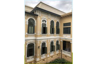 [🆕🇻🇳] CLERNA đưa tới trong thiết kế thời trang và lối sống người phụ nữ Đông Dương 👕 Top1Fashion 👗  𝐎̂ 𝐜𝐮̛̉𝐚 𝐭𝐡𝐨̛̀𝐢 𝐠𝐢𝐚𝐧 || 𝐈𝐧𝐝𝐨𝐜𝐡𝐢𝐧𝐞 𝐬𝐭𝐲𝐥𝐞Có những góc phố khi nhìn lên sẽ bắt gặp ô cửa sổ thời gian đầy hoài niệm nhưng vẫn là điểm sáng kiến trúc còn sót , shares-0✔️ , likes-35❤️️ , date-2023-07-31 00:58:36🇻🇳🇻🇳🇻🇳📰🆕