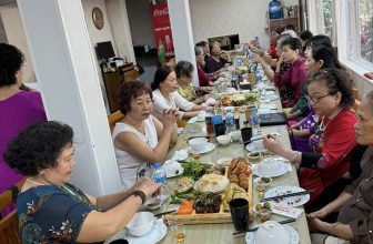 [🆕🇻🇳] Vua Gà Nướng – Thương Hiệu Gà Ngon 🍔 Top1Food 🍜 Phụ nữ là để yêu thương!
20/10 sắp tới gần, Vua Gà Nướng chúc cho các  mẹ, các chị/em có 1 ngày lễ vui vẻ, ý nghĩa.
Vua gà nướng 269 Kim Mã -Ba Đình -Hà  , shares-0✔️ , likes-6❤️️ , date-2023-10-16 05:28:14🇻🇳🇻🇳🇻🇳📰🆕