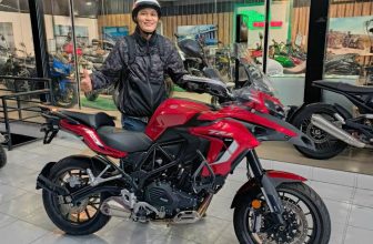 [🆕🇻🇳] Benelli HCM giới thiệu sản phẩm, tư vấn sử dụng, sửa chữa, bảo hành xe Benelli 🚗 Top1Go 🏍️   Benelli trận trọng bàn giao xe TRK 502 cho anh trai về Hóc Môn chúc mừng aXin chân thành cảm ơn anh! Chúc anh/chị nhiều sức khoẻ, thành đạt, gặp nhiều  , shares-0✔️ , likes-47❤️️ , date-2023-10-19 06:43:42🇻🇳🇻🇳🇻🇳📰🆕