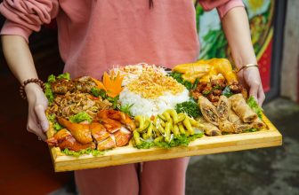 [🆕🇻🇳] Vua Gà Nướng – Thương Hiệu Gà Ngon 🍔 Top1Food 🍜  Thương hiệu làm nên chất lượng từ Vua Gà Nướng – Thương Hiệu Gà Ngon
Mẹt gà đẫy đà, đang chờ đón bạn thưởng thức cùng gia đình và bạn bè
Nằm ngay vị trí  , shares-24✔️ , likes-630❤️️ , date-2023-12-06 13:40:08🇻🇳🇻🇳🇻🇳📰🆕