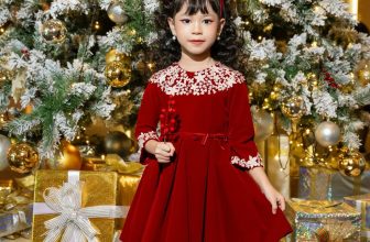 [🆕🇻🇳] Lecia Bridal & Lecia Ready-to-Wear – LECIA Kids 😎❤️️⭐️ ‘𝐑𝐨𝐬𝐲 𝐕𝐞𝐥𝐯𝐞𝐭’ 𝐟𝐨𝐫 𝐅𝐞𝐬𝐭𝐢𝐯𝐞 𝐬𝐞𝐚𝐬𝐨𝐧
𝐀𝐯𝐚𝐢𝐥𝐚𝐛𝐥𝐞 𝐢𝐧-𝐬𝐭𝐨𝐫𝐞 𝐧𝐨𝐰!Chuẩn bị cho một mùa lễ hội cuối năm với những buổi tiệc tưng bừng, Rosy Velvet sẽ là điểm nhấn, , shares-2✔️ , likes-15❤️️ , date-2023-12-06 13:00:40🇻🇳🇻🇳🇻🇳📰🆕