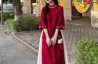 [🔑🇻🇳] WeDress cho thuê váy thiết kế, vintage, chụp ảnh cưới tại Hà Nội 🤝 Top1Rent 🔑  Áo dài nhung đỏ mới cho ngày gió mùa về, phục vụ công cuộc sống ảo Noel và đón Tết của chị em chúng mình nà.Các nàng nhắn tin , shares-0✔️ , likes-4❤️️ , date-2023-12-16 07:12:20🇻🇳🇻🇳🇻🇳📰🆕