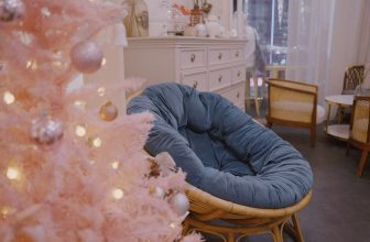 [☕️🇻🇳] The Letter Coffee – Indochine 🥤 Top1Coffee ☕️ Bạn chỉ cần ghé 1 trong 2 quán gọi nước , đều được chụp cả 2 concept noel của 2 quán bạn nhé !
Lầu 6 : noel lung linh nhiều mà , shares-1✔️ , likes-4❤️️ , date-2023-12-24 11:25:03🇻🇳🇻🇳🇻🇳📰🆕