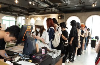 [☕️🇻🇳] Sam Rooftop Coffee 🥤 Top1Coffee ☕️ Thứ 2 là ngày đầu tuần, hứa là sẽ qua Sam để nạp #vitamin_yêu_đời cho cả tuần đầy năng lượng tích cực nào
Quán cafe gì đầu mà  , shares-0✔️ , likes-11❤️️ , date-2024-05-26 14:57:32🇻🇳🇻🇳🇻🇳📰🆕