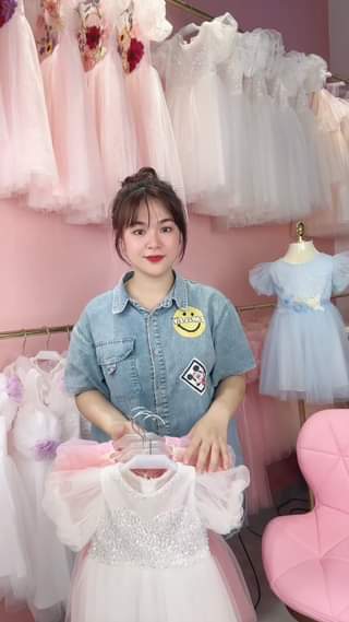 [🆕🇻🇳] Những Bông Hoa Nhỏ (AnBi Kids) 😎❤️️⭐️  Gi.á rẻ cho các chị yêu vui vẻ ạ299k /1 váy xinh yêu và sang sịn mịn các chị yêu chốt đơn nhanh ạ sz cho bé từ 10 đến 25kg ạ! #nhungbonghoanho #vaycongchu , shares-0✔️ , likes-0❤️️ , date-2024-03-18 11:59:08🇻🇳🇻🇳🇻🇳📰🆕