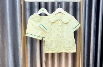 [🆕🇻🇳] ULACHOI’S OFFICIAL STORE – “ĐẸP VÀ CHẤT” 😎❤️️⭐️ SẮM PIJAMA CÙNG ULA – CHO BÉ GIẤC NGỦ NGONMẫu Pijama siêu yêu là thiết kế mới của nhà ULA, kiểu dáng đơn giản, nhấn nhá chút chút viền bèo xinh xắn ở cổ , shares-1✔️ , likes-26❤️️ , date-2024-03-06 16:26:39🇻🇳🇻🇳🇻🇳📰🆕