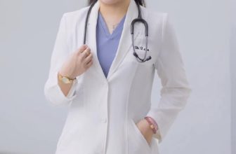 [🆕🇻🇳] Medwear – Thương hiệu thời trang y tế 👕 Top1Fashion 👗  Feedback Lily Blouse và Myan Scrubs của Bác sĩ Thanh An gửi về cho Medwear.Mong rằng trang phục của Medwear đã mang lại sự tự tin và thoải mái cho quý Bá , shares-2✔️ , likes-15❤️️ , date-2024-03-15 05:18:29🇻🇳🇻🇳🇻🇳📰🆕