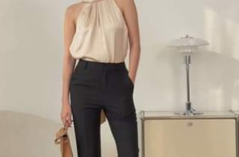 [🆕🇻🇳] Huong Boutique – Định hướng phong cách thời trang 👕 Top1Fashion 👗  Nothing is more perfect than a silk top and a basic black trousers! Must have, ladies  #huongboutique #lovehuong
Không có gì hoàn hảo hơn một chiếc áo lụa  , shares-0✔️ , likes-0❤️️ , date-2024-05-23 07:00:29🇻🇳🇻🇳🇻🇳📰🆕