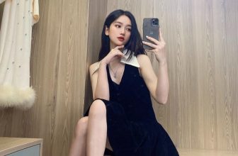 [🆕🇻🇳] SXM Clothes 👕 Top1Fashion 👗  Váy nhung mix cổ xinh lung linh. Đã sẵn tại shop
Sz SM
#SMX_Clothes
, shares-0✔️ , likes-2❤️️ , date-2024-04-01 09:24:43🇻🇳🇻🇳🇻🇳📰🆕