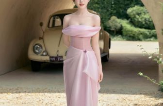 [🔑🇻🇳] L’amour Dress – Cho thuê váy thiết kế cao cấp 🤝 Top1Rent 🔑  Trong tone hồng pastel nhẹ nhàng, cùng chất liệu tơ lụa cao cấp và những đường cắt tinh tế khiến chiếc váy vừa bay bổng vừa thanh lịch vô cùng
Mời các nà , shares-1✔️ , likes-14❤️️ , date-2024-04-04 03:28:38🇻🇳🇻🇳🇻🇳📰🆕