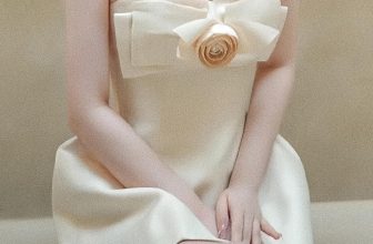 [🆕🇻🇳] Raffiné – Design Fashion House based in the metropolitan of Vietnam – Hanoi 👕 Top1Fashion 👗  / FEEDBACK /Chinese female customer shines in the iconic 𝐂𝐚𝐬𝐭𝐥𝐞 𝐒𝐭𝐫𝐚𝐩𝐥𝐞𝐬𝐬 𝐌𝐢𝐧𝐢 𝐃𝐫𝐞𝐬𝐬 design from Raffiné.Nữ khách hàng Trung Quốc tỏa sáng trong thiết  , shares-13✔️ , likes-166❤️️ , date-2024-04-05 17:05:34🇻🇳🇻🇳🇻🇳📰🆕