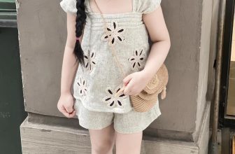 [🆕🇻🇳]  Suri baby kids – Thời trang cho bé thiết kế, hàng QC Cao Cấp 😎❤️️⭐️ Lại là baby & mom vải đang hot dành cho mùa hè đây ạ.Mẹ con tiểu thư nhà aiii mà diện xinh thếSet này chỉ có 10 điểm thôii vì vải này diện thoải mái mà , shares-113✔️ , likes-35K❤️️ , date-2024-04-10 03:20:03🇻🇳🇻🇳🇻🇳📰🆕