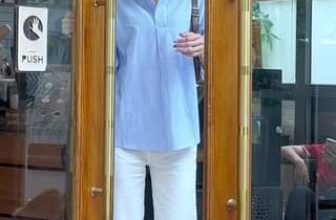 [🆕🇻🇳] SHEMODA  👕 Top1Fashion 👗  Blue white   #reels #shemodasale #cusualchic
, shares-1✔️ , likes-18❤️️ , date-2024-06-01 03:34:18🇻🇳🇻🇳🇻🇳📰🆕