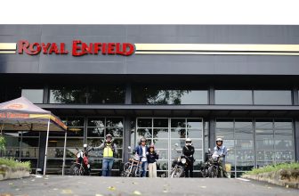 [🆕🇻🇳] Royal Enfield Vietnam  – Nhà phân phối chính thức của Royal Enfield tại Việt Nam 🚗 Top1Go 🏍️  Mỗi cuộc hành trình với Royal Enfield đều là một câu chuyện đầy ý nghĩa và trải nghiệm mà các khách hàng của Royal Enfield đều muốn lưu lại về sau.Trong , shares-0✔️ , likes-27❤️️ , date-2024-05-28 13:00:05🇻🇳🇻🇳🇻🇳📰🆕